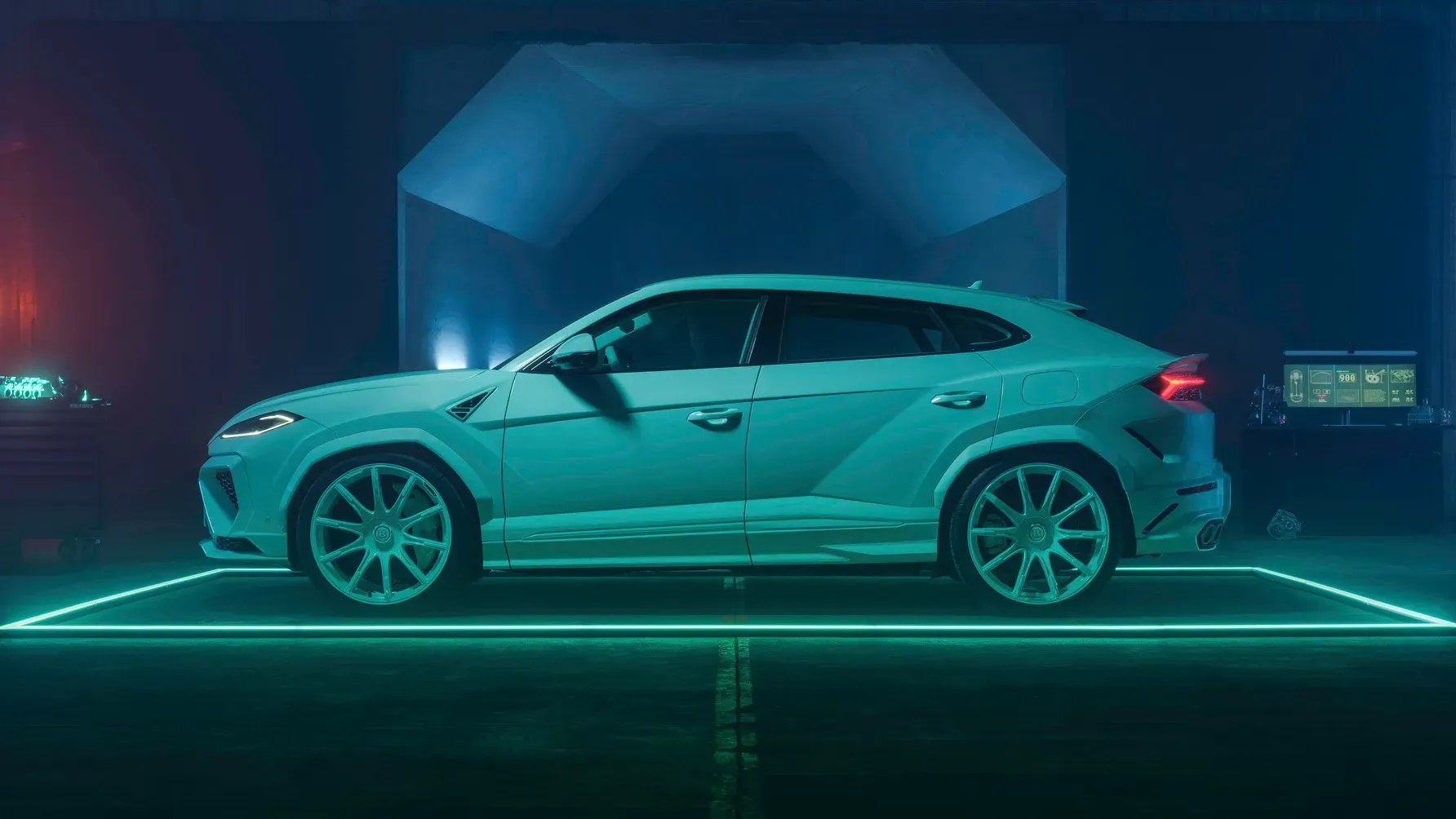 /uploads/BRABUS_900_Lamborghini_Urus_On_Location_3_c581d725cd.webp