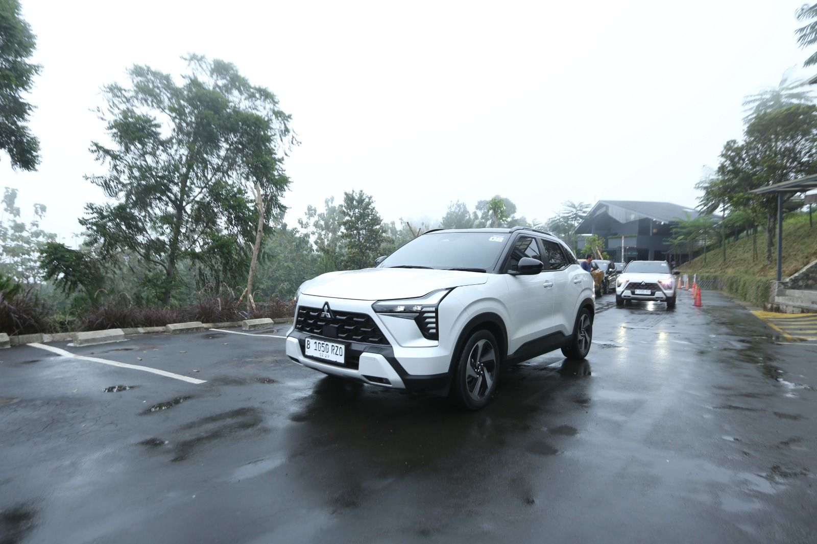 Menguji Fitur Pintar Mitsubishi XFORCE Ultimate with Diamond Sense